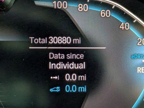 Used 2023 BMW X5 xDrive45e w/ Executive Package image 12