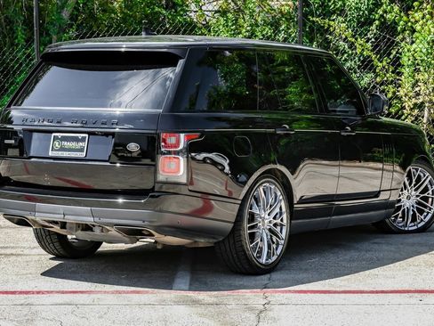 Used 2019 Land Rover Range Rover Supercharged image 14