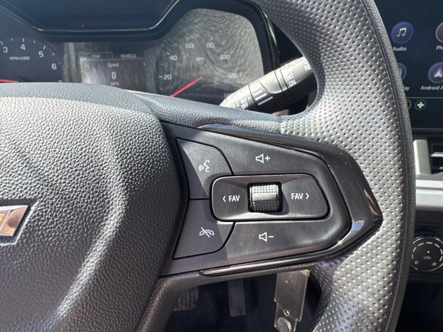 Used 2024 Chevrolet Trax LS w/ LS Convenience Package FWD image 12