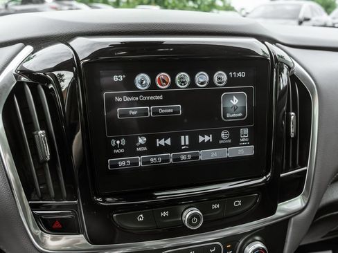 Used 2018 Chevrolet Traverse LT AWD/4WD image 9