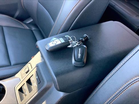 Used 2021 Ford Bronco Badlands image 14