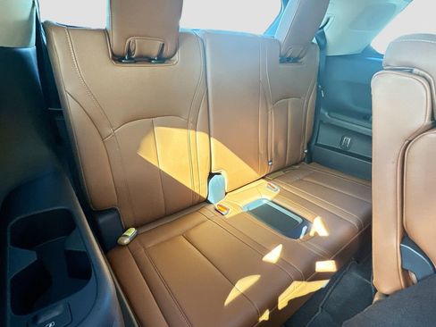 Used 2023 INFINITI QX60 Sensory w/ Vision Package image 30