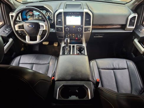 Used 2019 Ford F150 Lariat image 13