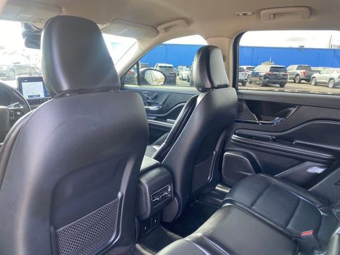 Used 2023 Lincoln Corsair Reserve w/ Jet Appearance Package image 14