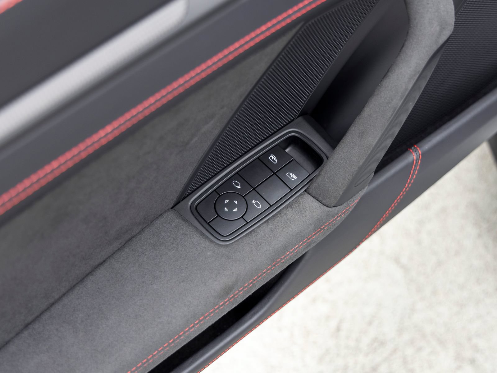 Certified 2022 Porsche 911 GT3 RWD image 31