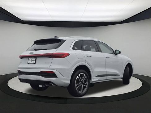New 2025 Audi Q5 Premium image 7