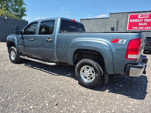 Used 2007 GMC Sierra 2500 SLE w/ Z71 Off-Road Package AWD/4WD image 5