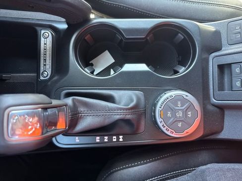 New 2025 Ford Bronco Big Bend w/ Black Diamond Package AWD/4WD image 19