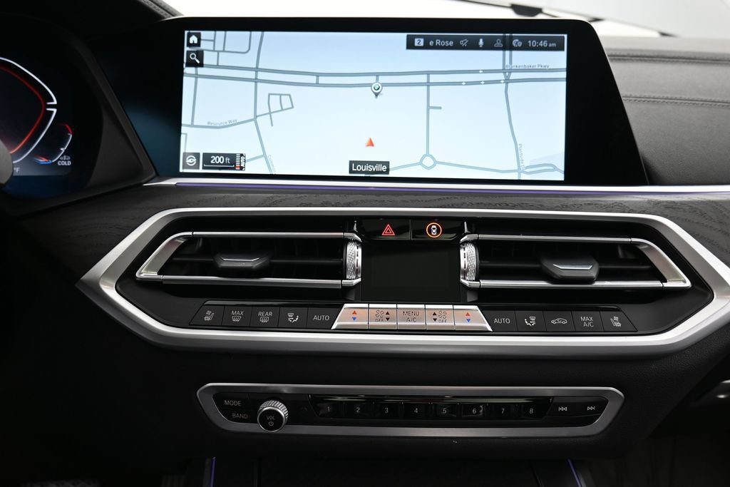 Used 2022 BMW X7 xDrive40i w/ Executive Package AWD/4WD image 13