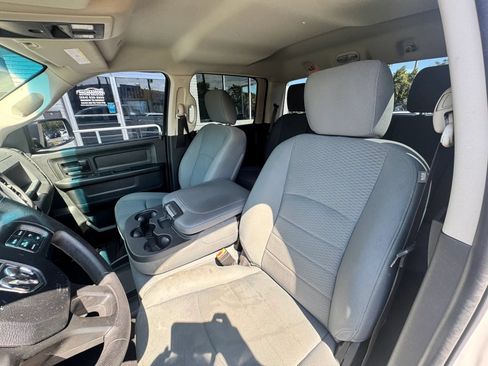 Used 2017 RAM 1500 Express w/ Express Value Package RWD image 16