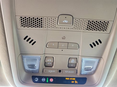 Used 2023 Cadillac XT6 Premium Luxury w/ Platinum Package image 34