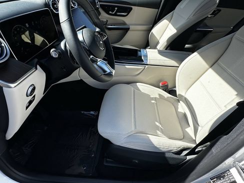 New 2026 Mercedes-Benz GLC 300 image 10