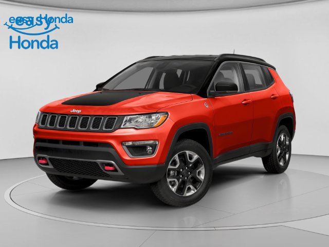 Used 2018 Jeep Compass Trailhawk w/ Leather Interior Group AWD/4WD image 1