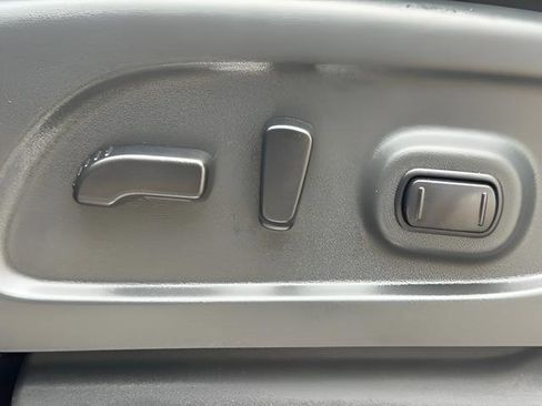 Used 2024 Nissan Titan PRO-4X w/ Off Road Protection Package image 17