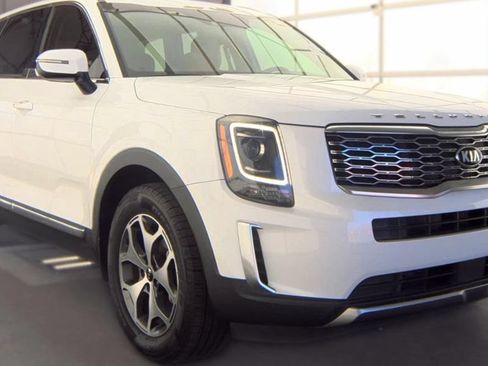 Used 2020 Kia Telluride EX FWD image 4