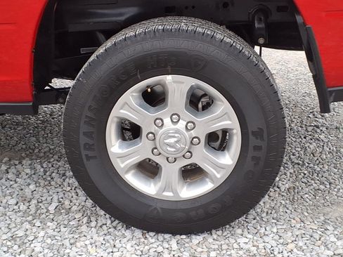 Used 2024 RAM 2500 Big Horn w/ Bed Utility Group image 14