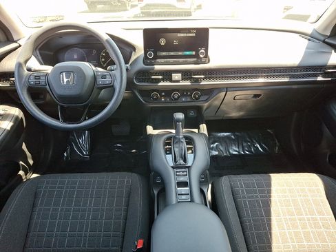 Used 2023 Honda HR-V LX image 11