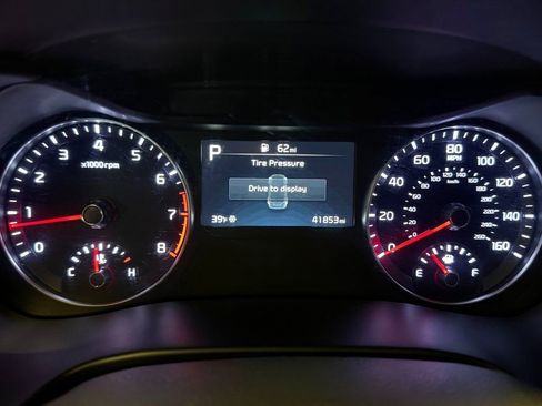 Used 2024 Kia Forte LXS w/ LXS Technology Package FWD image 10