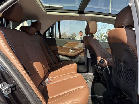 Certified 2025 Mercedes-Benz GLE 350 4MATIC image 17