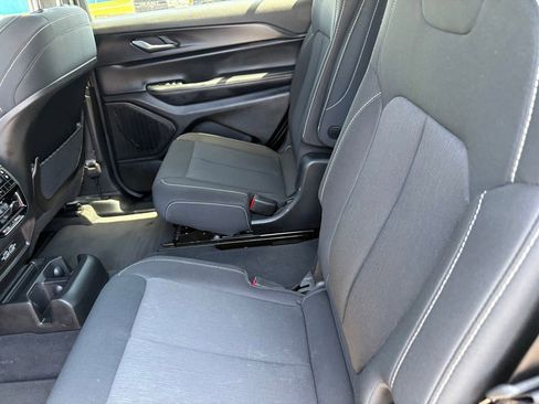 Used 2024 Jeep Grand Cherokee L Laredo AWD/4WD image 19