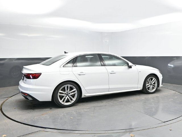 Used 2024 Audi A4 2.0T Premium Plus AWD/4WD image 2