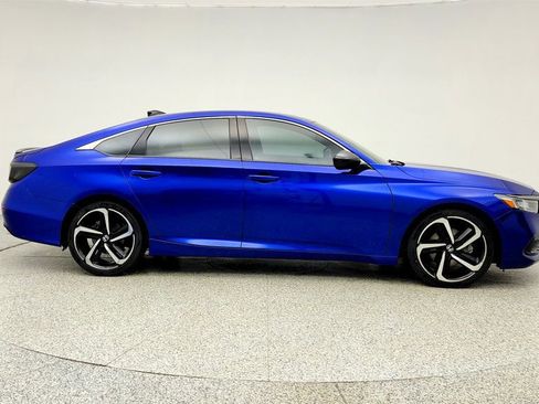 Used 2021 Honda Accord Sport image 4