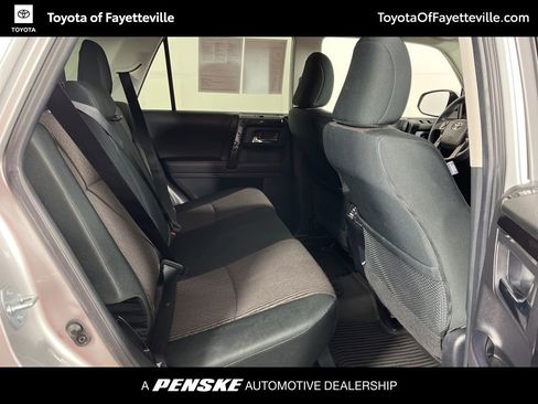 Used 2020 Toyota 4Runner TRD Off-Road image 8