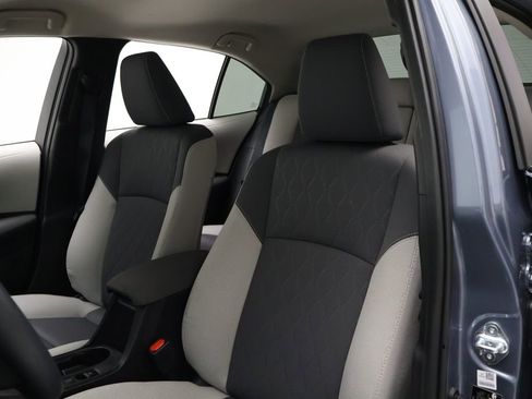 Certified 2025 Toyota Corolla LE image 13