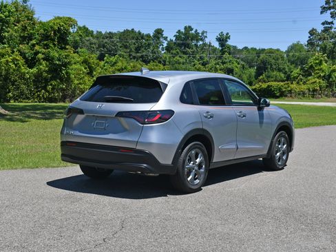 Used 2026 Honda HR-V LX image 4