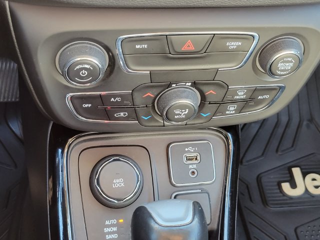 Used 2019 Jeep Compass Limited AWD/4WD image 19