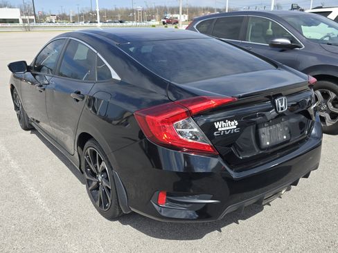 Used 2019 Honda Civic Sport image 4
