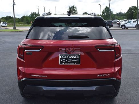 Used 2026 GMC Terrain AT4 w/ Convenience Package III AWD/4WD image 9
