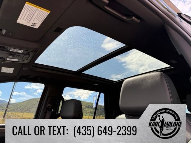 Used 2023 Chevrolet Tahoe LT w/ Luxury Package AWD/4WD image 25