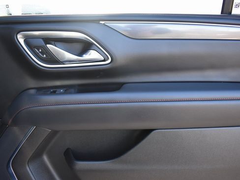 Certified 2024 Chevrolet Suburban RST w/ Luxury Package image 15