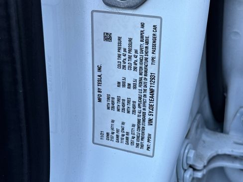 Used 2022 Tesla Model 3 image 27