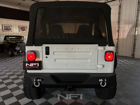 Used 1991 Jeep Wrangler S image 43