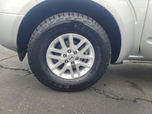 Used 2018 Nissan Frontier SV image 29