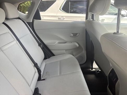 Used 2025 Hyundai Kona SEL AWD/4WD image 18