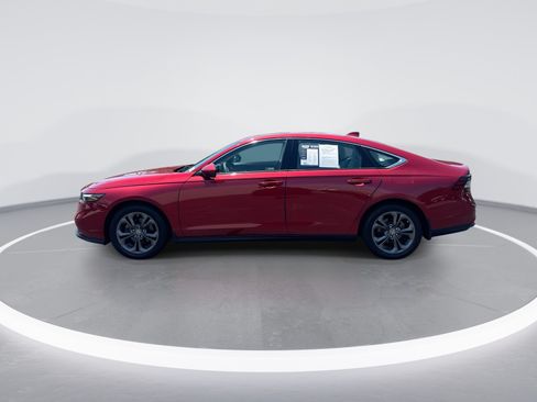 Used 2023 Honda Accord EX image 6