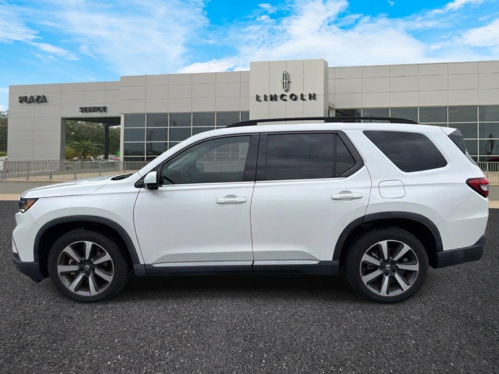 Used 2023 Honda Pilot Elite image 6