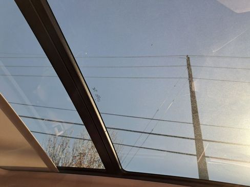 Used 2025 Volkswagen Atlas SEL Premium R-Line image 25