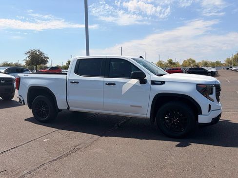 Used 2024 GMC Sierra 1500 Elevation w/ X31 Off-Road Package AWD/4WD image 6