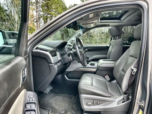 Certified 2017 Chevrolet Suburban LT image 20