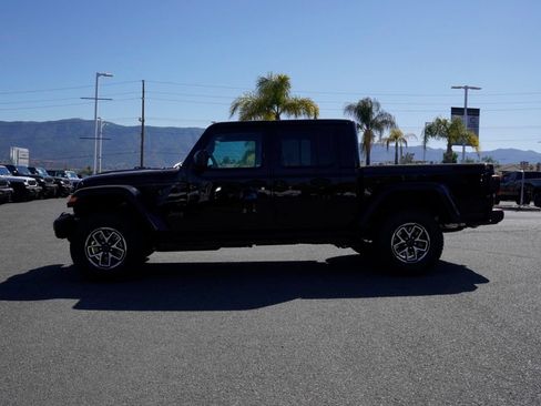New 2026 Jeep Gladiator Rubicon AWD/4WD image 7