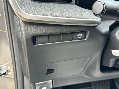 New 2026 Nissan Kicks S image 12