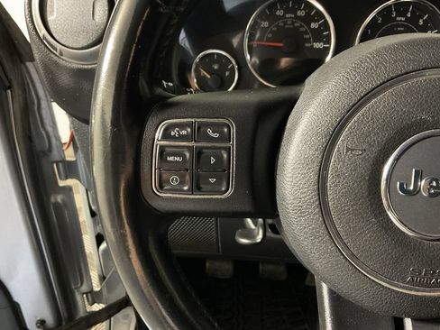 Used 2013 Jeep Wrangler Sport w/ Connectivity Group AWD/4WD image 22