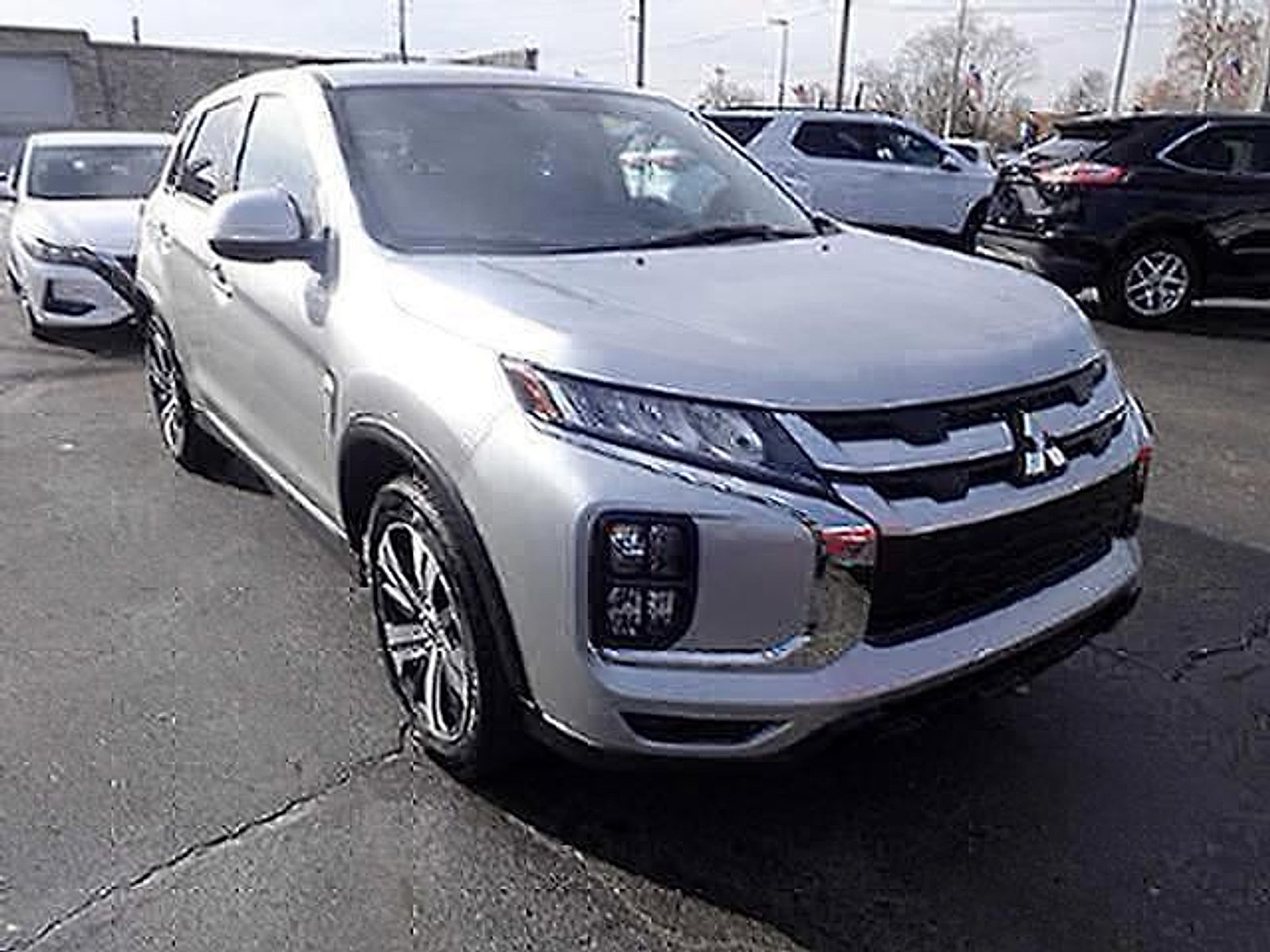 Used 2024 Mitsubishi Outlander Sport ES AWD/4WD image 1