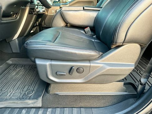 Used 2022 Ford F250 Lariat w/ Lariat Ultimate Package image 9