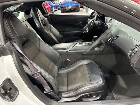Used 2014 Chevrolet Corvette Stingray Convertible w/ 3LT Preferred Equipment Group RWD image 18