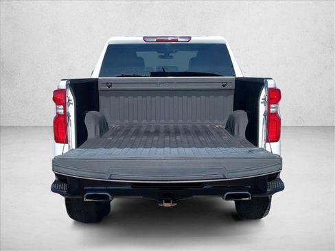 Used 2021 Chevrolet Silverado 1500 Custom Trail Boss w/ LPO, Dark Essentials Package image 6